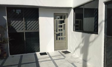 CASA DE UNA PLANTA EN RENTA