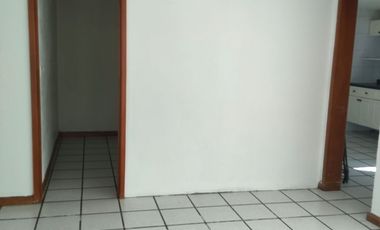 CASA DE UNA PLANTA EN RENTA