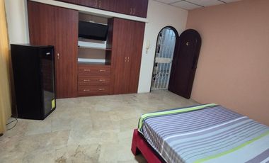 Habitación Amoblada en Alquiler en la Garzota, 1 Baño, Incluye Servicios, Norte de Guayaquil