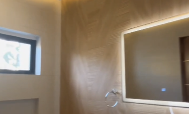 Single-Detached Houses and Lots in Alabang