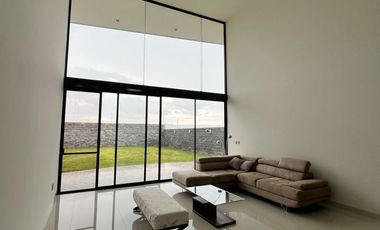 RENTA DE CASA EN EL BOSQUE ZONA NORTE