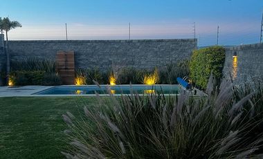 RENTA DE CASA EN EL BOSQUE COWNTRY CLUB CON ALBERCA