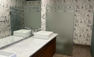 RENTA DE CASA EN EL BOSQUE CON ALBERCA ZONA VIP  ZONA NORTE