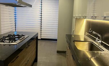 RENTA DE CASA EN EL BOSQUE CON ALBERCA ZONA VIP  ZONA NORTE