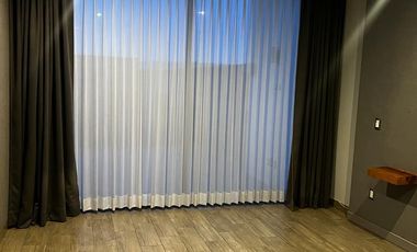 RENTA DE CASA EN EL BOSQUE CON ALBERCA ZONA VIP  ZONA NORTE