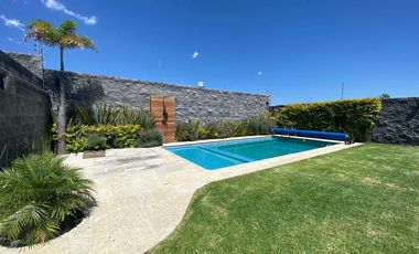 RENTA DE CASA EN EL BOSQUE CON ALBERCA ZONA VIP  ZONA NORTE