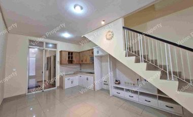 Sewa Rumah di Green Lake City Cluster Amerika semu furnished rapi