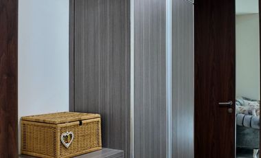 APARTMENT ST MORITZ PRESIDENTIAL SUITE HIGH FLOOR 4 BEDROOM FULL FURNISHED SIAP HUNI