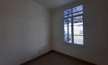 Jual Rumah Super Murah Cluster Laseine, Lokasi Strategis Dekat Pusat Kuliner, Jakarta Garden City, Cakung 030