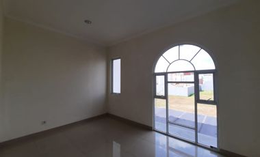 Jual Rumah Super Murah Cluster Laseine, Lokasi Strategis Dekat Pusat Kuliner, Jakarta Garden City, Cakung 030