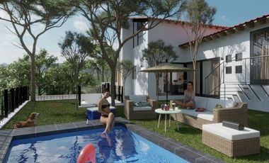 Gladiola 44 un Nivel con Alberca, Jacuzzi y Amplio Jardín, Muy Cerca del Acceso, con Diseño Único.