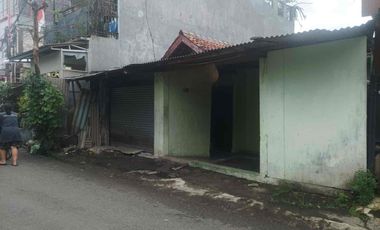 Dijual Tanah Bonus Bangunan Lama di Jagakarsa Jakarta Selatan