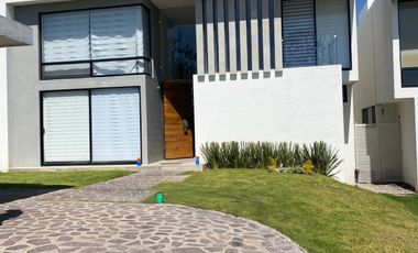 VENTA DE CASA EN EL BOSQUE EN ZONA NORTE