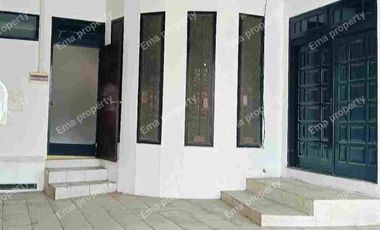 Dijual / Disewakan rumah di Kertajaya Indah Timur