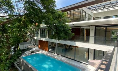 6-br House in Ayala Alabang
