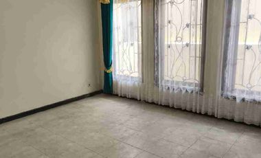 Disewakan Rumah Siap Huni Di perumahan Elit Surabaya Timur Central Park Mulyosari Dekat Pakuwon City,Galaxy Mall,Its,Unair