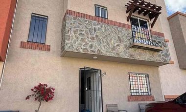 casa en venta en privada con alberca en pachuca