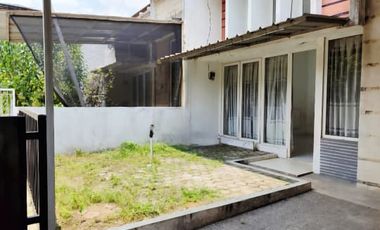 Rumah Cantik,Full Renovasi,Siap Huni, BISA KPR ,DP Murah cuma 10 jt saja,Ke Tol Cimanggis Saja cuma 5 Menit di Permata Cimanggis Cluster Mutiara, Depok