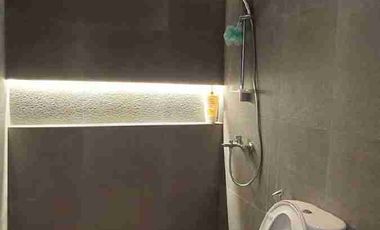 Rumah Hoek di Latigo Village, Gading Serpong