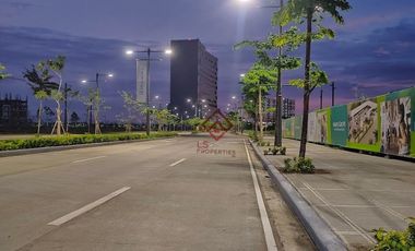 SL67 FOR SALE First Luxury Resort-Inspired Exclusive Village, Premium Lot in Maple Grove Park Village