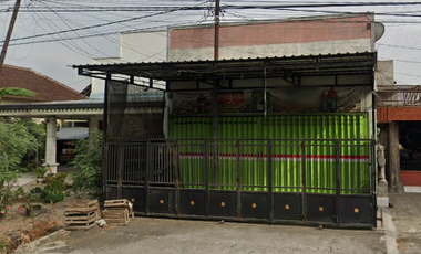 Jual Tanah Bonus Bangunan Komersial dan Strategis di Kauman, Ponorogo