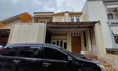 Disewakan Rumah di komplek Demang Azhar
