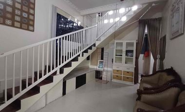 Disewakan Rumah di komplek Demang Azhar