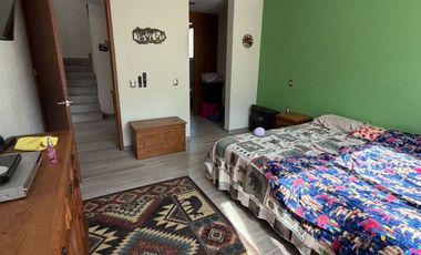 EXTRAORDINARIA CASA EN MEDIO DE LA NATURALEZA EN FRACCIONAMIENTO