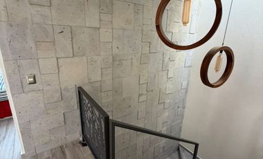 EXTRAORDINARIA CASA EN MEDIO DE LA NATURALEZA EN FRACCIONAMIENTO