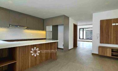 SE VENDE - ESPECTACULAR CASA, POR ESTRENAR, EN AV. ORDOÑEZ LASSO.