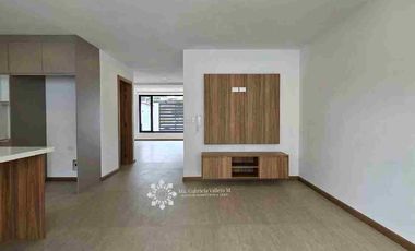 SE VENDE - ESPECTACULAR CASA, POR ESTRENAR, EN AV. ORDOÑEZ LASSO.