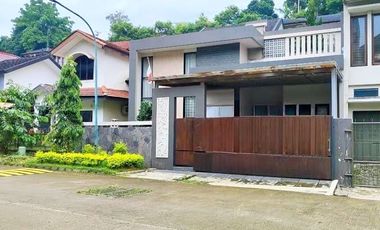 Jual Rumah ada PRIVATE POOL KOLAM RENANG tanah LUAS MURAH di setraduta setra duta Pasteur Bandung