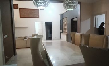 Jual Rumah ada PRIVATE POOL KOLAM RENANG tanah LUAS MURAH di setraduta setra duta Pasteur Bandung