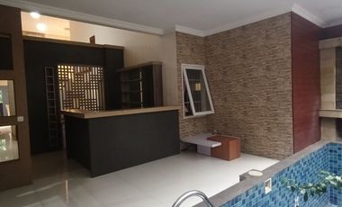 Jual Rumah ada PRIVATE POOL KOLAM RENANG tanah LUAS MURAH di setraduta setra duta Pasteur Bandung