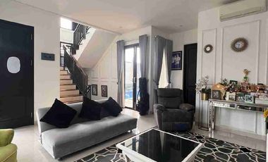 Rumah sejuk 3 Lantai Full Furnish Cluster Ekslusif dengan Kolam Renang dan View Spektakuler Pegunungan BNR