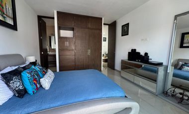 AMPLIA CASA SEMINUEVA EN BOSQUES CEDROS, ZONA BOSQUES DE SANTA ANITA, FRACCIONAMIENTO CON ALBERCA, ÁREAS VERDES Y TERRAZA DE EVENTOS