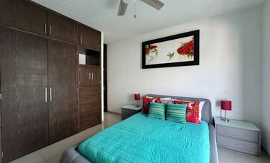 AMPLIA CASA SEMINUEVA EN BOSQUES CEDROS, ZONA BOSQUES DE SANTA ANITA, FRACCIONAMIENTO CON ALBERCA, ÁREAS VERDES Y TERRAZA DE EVENTOS