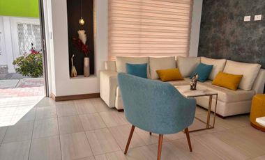 CASA POR ESTRENAR SECTOR MUSEO SOLAR SAN ANTONIO DE PICHINCHA DE OPORTUNIDAD