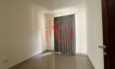 Di Sewa Rumah Cantik  4 Kamar Tidur Di Orchad Park Batam