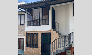 Venta de casa Bifamiliar piso 1 Armenia / Universal