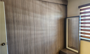 CASA TOTALMENTE AMUEBLADA EN QUINTA COLONIAL