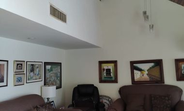 EXCELENTE UBICACION EN CUMBRES 5to Sector