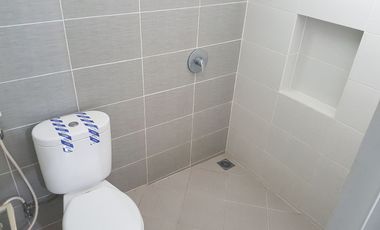 Affordable House Rental in Royal Residence Near Citraland Surabaya West Per Daily Weekly Monthly Cheap Room Under 500ribu