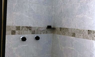 Casa de 3 niveles en Los Héroes Ixtapaluca, 4 rec., acepto créditos