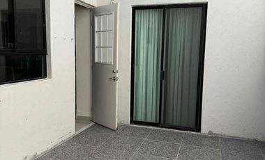 CASA AMUEBLADA EN RENTA