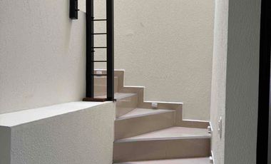 CASA AMUEBLADA EN RENTA