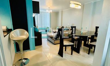 Venta departamento en límite la Molina con Ate