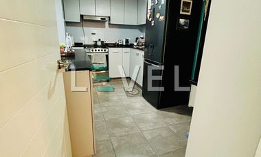Venta departamento en límite la Molina con Ate