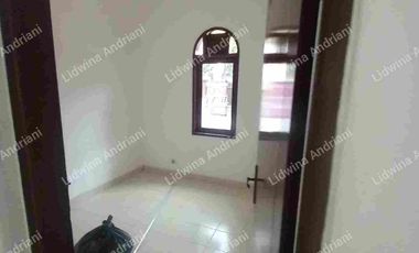 Rumah Disewakan kecil sederhana Sutera Jelita Alam Sutera