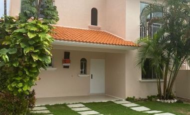 CASA EN CANCUN EN VENTA Residencial La Piedra II